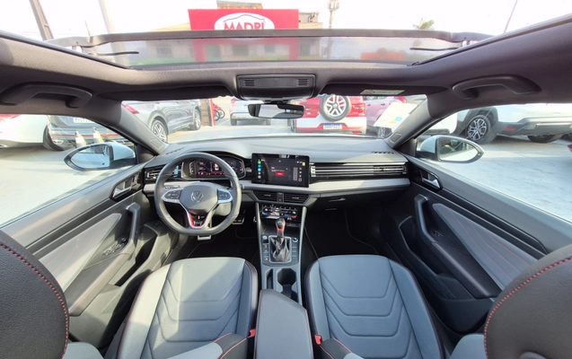 imagem-https://www.socarrao.com.br/sc-vehicle-images-prod/3946628/1789753156755-003_19e23a4b6d75e760a219efb7a43e8ffb.jpg