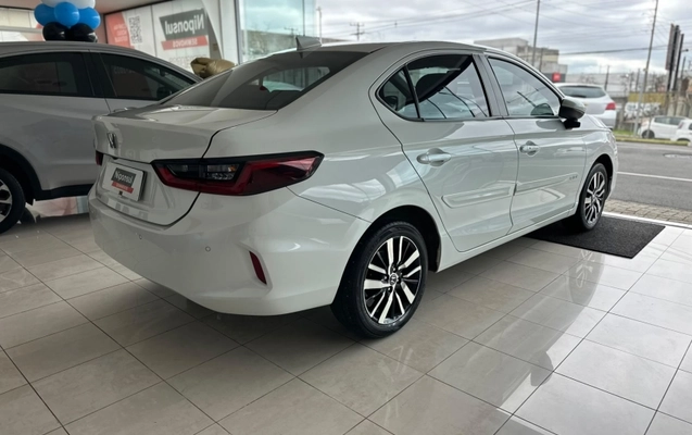 imagem-https://www.socarrao.com.br/sc-vehicle-images-prod/3946698/1789753286506-bLVlcyZaWn9XGCNn3dj5dO3ZjxT71747.jpg