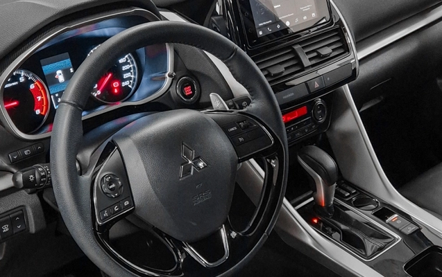 imagem-https://www.socarrao.com.br/sc-vehicle-images-prod/3946746/1789753396300-U8WkpXNKP53mdcjw9xkpyVShCLJwyH5K.jpg