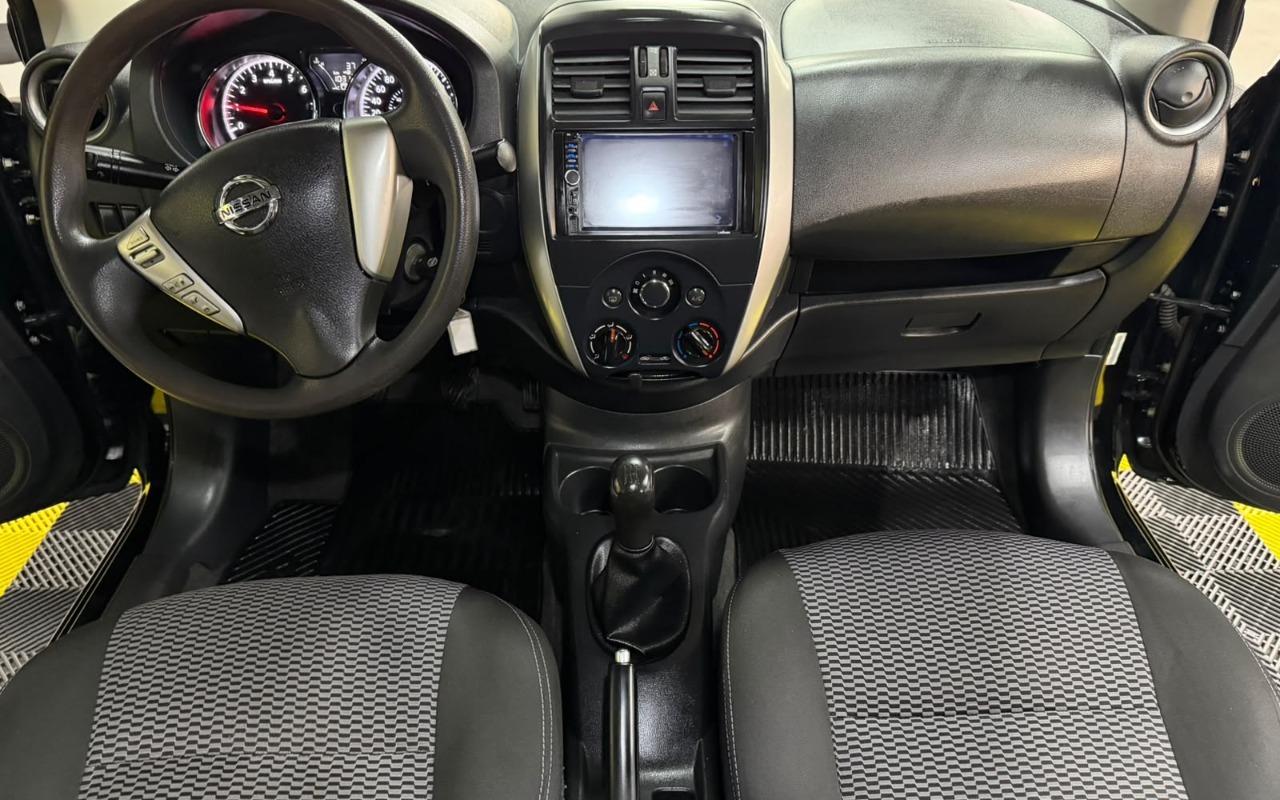 imagem-https://www.socarrao.com.br/sc-vehicle-images-prod/3946747/1789753397636-V2hhdHNBcHAgSW1hZ2UgMjAyNi0wOS0xOCBhdCAxNC4zMS41MiAoMSkuanBlZw.jpeg