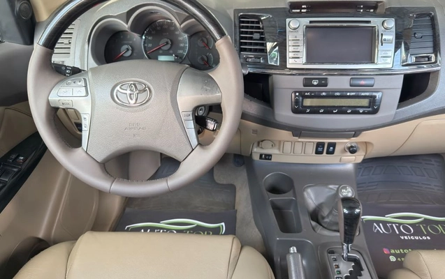 imagem-https://www.socarrao.com.br/sc-vehicle-images-prod/3946773/1791924096786-gb-942acbb.jpg