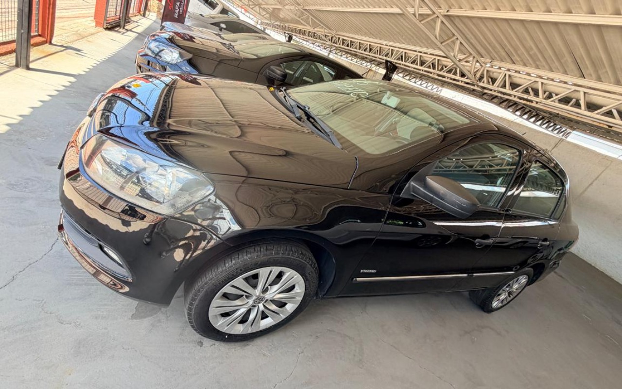 imagem-https://www.socarrao.com.br/sc-vehicle-images-prod/3946949/1789753795578-V2hhdHNBcHAgSW1hZ2UgMjAyNi0wMi0wNSBhdCAxMi4zMi40NSAoOSkuanBlZw.jpeg