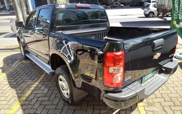 imagem-https://www.socarrao.com.br/sc-vehicle-images-prod/3946980/1789753815403-1_121057.jpg