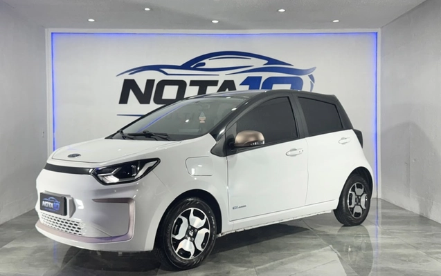 imagem-https://www.socarrao.com.br/sc-vehicle-images-prod/3947048/1789753917123-4_100436.jpg