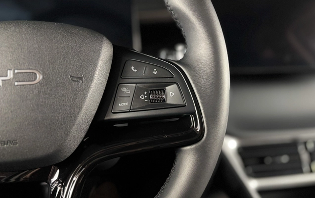 imagem-https://www.socarrao.com.br/sc-vehicle-images-prod/3947114/1789754073097-MDEyLmpwZw.jpg