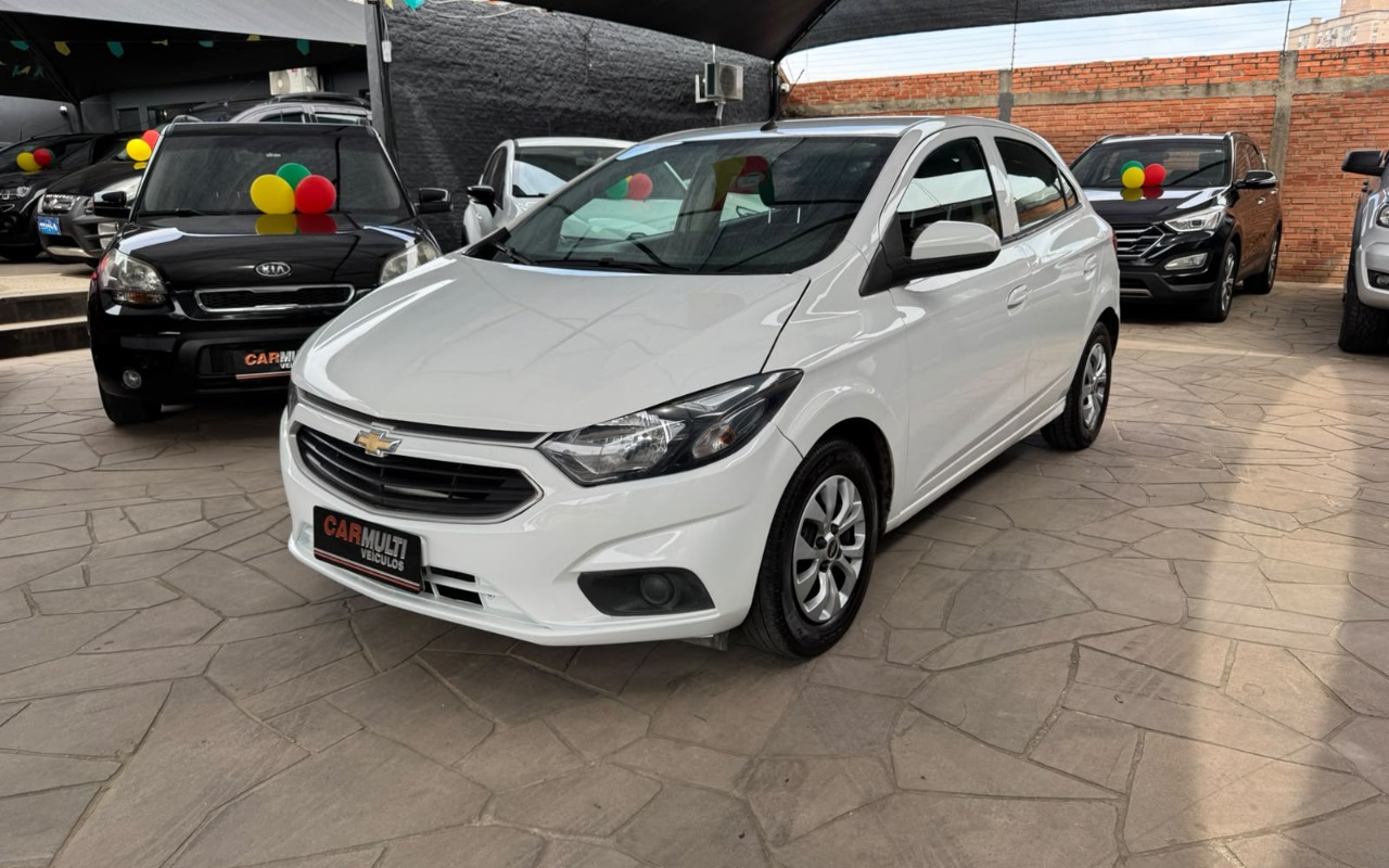 Chevrolet Onix 2019 Branco — foto 1 de 3