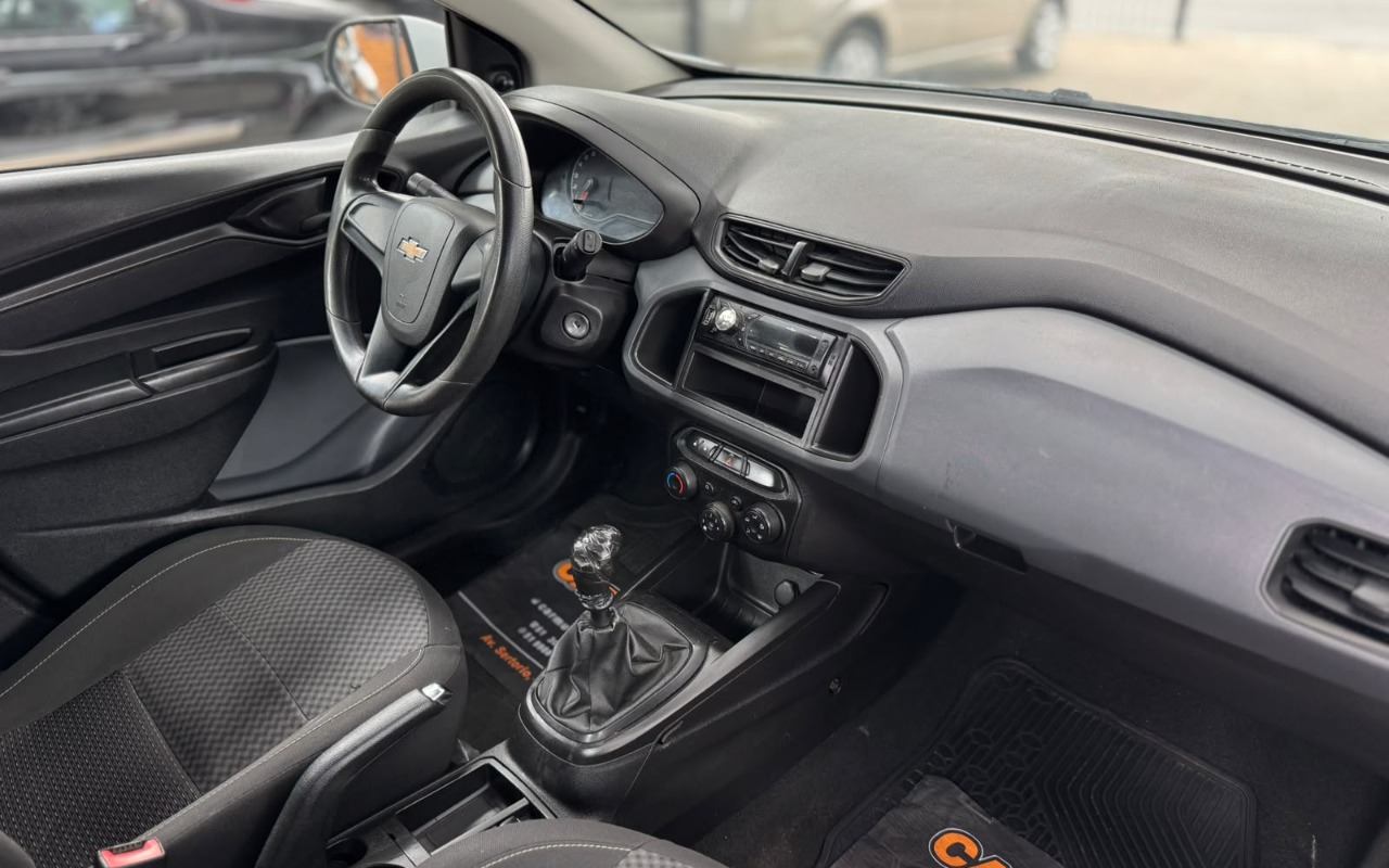 imagem-https://www.socarrao.com.br/sc-vehicle-images-prod/3947115/1789754073093-V2hhdHNBcHAgSW1hZ2UgMjAyNi0wOS0xOCBhdCAxNC40OS41MSAoMikuanBlZw.jpeg