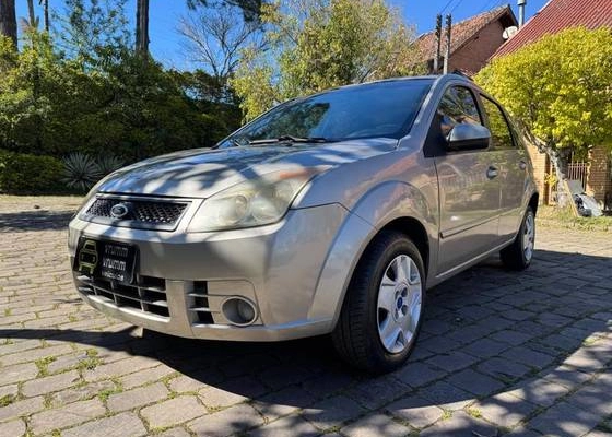 imagem-https://www.socarrao.com.br/sc-vehicle-images-prod/3947118/1789754082432-ford-fiesta-1.6-mpi-class-hatch-8v-flex-4p-manual-wmimagem12384677382.jpg