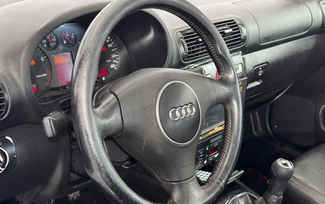 imagem-https://www.socarrao.com.br/sc-vehicle-images-prod/3947132/1789754183017-9_025508.jpg