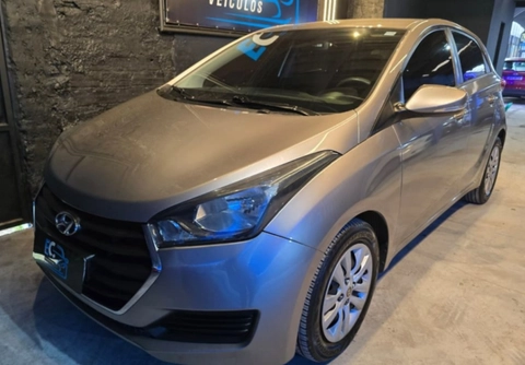 Hyundai HB20 2016 Prata — foto 1 de 3
