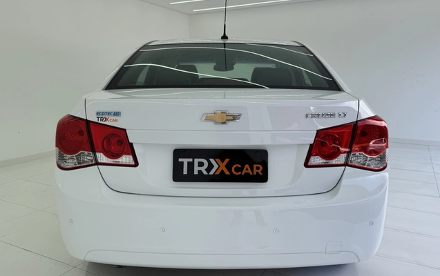 imagem-https://www.socarrao.com.br/sc-vehicle-images-prod/3947147/1789754226316-vehicle_image_1788541630_71dabd02dd16bfb9a231e0799ebfe6d7.jpeg