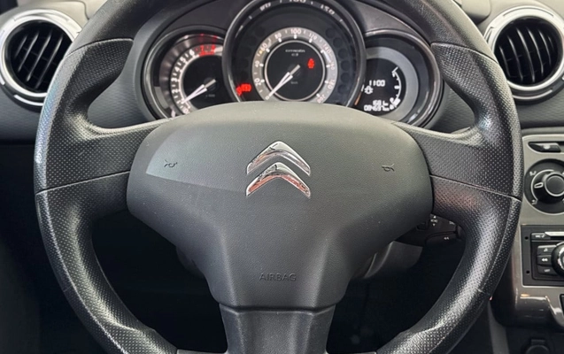 imagem-https://www.socarrao.com.br/sc-vehicle-images-prod/3947181/1789754260147-vehicle_image_1787155909_36c004da1e2a03329d9abf08a67eb6f4.jpeg