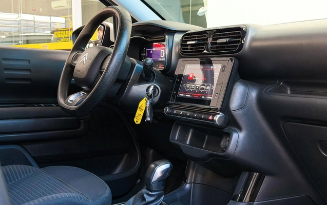 imagem-https://www.socarrao.com.br/sc-vehicle-images-prod/3947195/1789754390674-138c7248b7e54ae99760de5e5f603949_1789754350125.jpg
