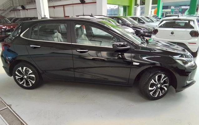 imagem-https://www.socarrao.com.br/sc-vehicle-images-prod/3947196/1789754417612-1_030014.jpg