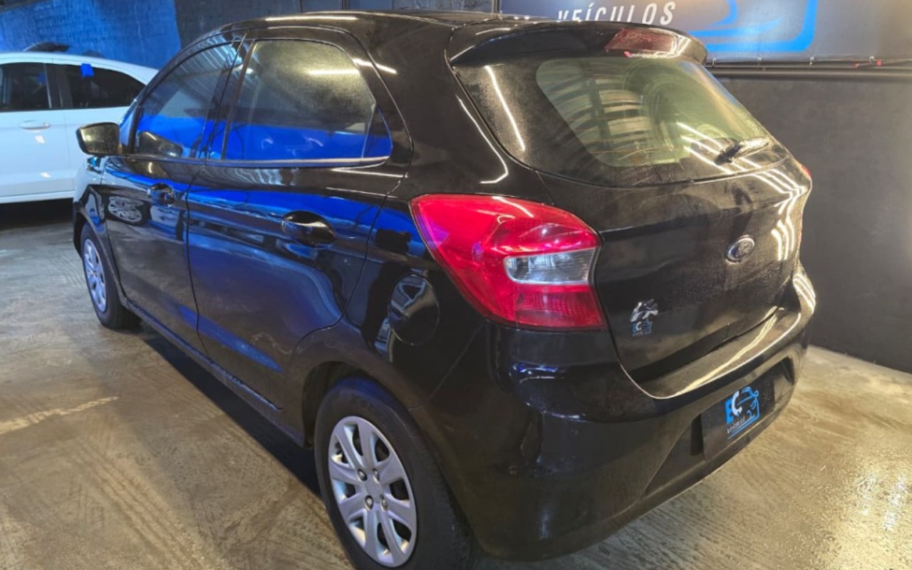 imagem-https://www.socarrao.com.br/sc-vehicle-images-prod/3947219/1789754475948-Q2FwdHVyYSBkZSB0ZWxhIDIwMjYtMDktMTggMTQ1ODA2LnBuZw.png