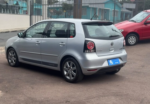 Volkswagen Polo 2012 Cinza — foto 1 de 3