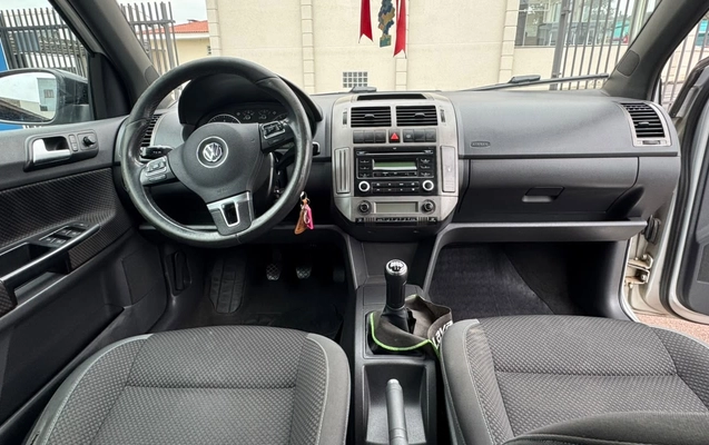 imagem-https://www.socarrao.com.br/sc-vehicle-images-prod/3947407/1789754732323-V2hhdHNBcHAgSW1hZ2UgMjAyNi0wOS0xNyBhdCAxNS4zNS40OSAoMSkuanBlZw.jpeg
