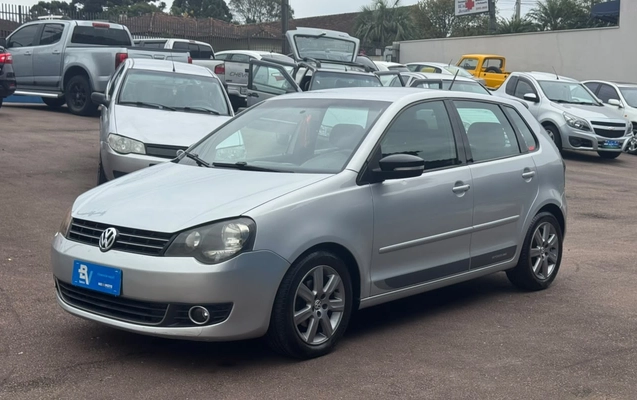 imagem-https://www.socarrao.com.br/sc-vehicle-images-prod/3947407/1789754733150-V2hhdHNBcHAgSW1hZ2UgMjAyNi0wOS0xNyBhdCAxNS4zNS40NS5qcGVn.jpeg