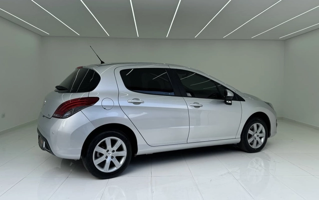 imagem-https://www.socarrao.com.br/sc-vehicle-images-prod/3947444/1789754788655-vehicle_image_1784226179_bfeec233dc596ef68c525a407798ffb0.jpeg
