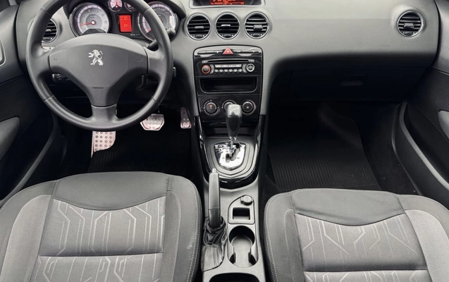 imagem-https://www.socarrao.com.br/sc-vehicle-images-prod/3947444/1789754788660-vehicle_image_1784226185_58699c3d94ccdd1d9630b622aa74527d.jpeg