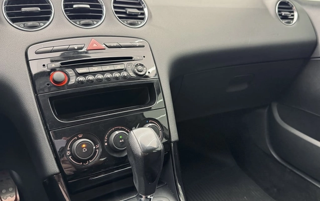 imagem-https://www.socarrao.com.br/sc-vehicle-images-prod/3947444/1789754788670-vehicle_image_1784226210_648fae2396a47c5ef2f00bdf9af0ff30.jpeg