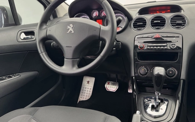 imagem-https://www.socarrao.com.br/sc-vehicle-images-prod/3947444/1789754788673-vehicle_image_1784226214_14c6d84cff754021312e2765567b08da.jpeg