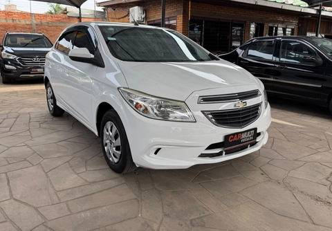 Chevrolet Onix 2015 Branco — foto 1 de 3