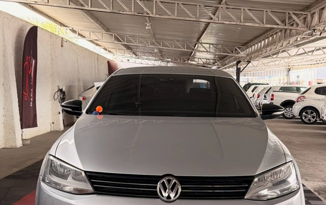 imagem-https://www.socarrao.com.br/sc-vehicle-images-prod/3947567/1789755064443-U2F2ZUNsaXAuQXBwXzc1MjMxMzY3NF8xNzk0MDcxNjgyMDI3MDgyMF8xNTM5ODY1MjkyMTc1ODI2MzM2X24uanBn.jpg