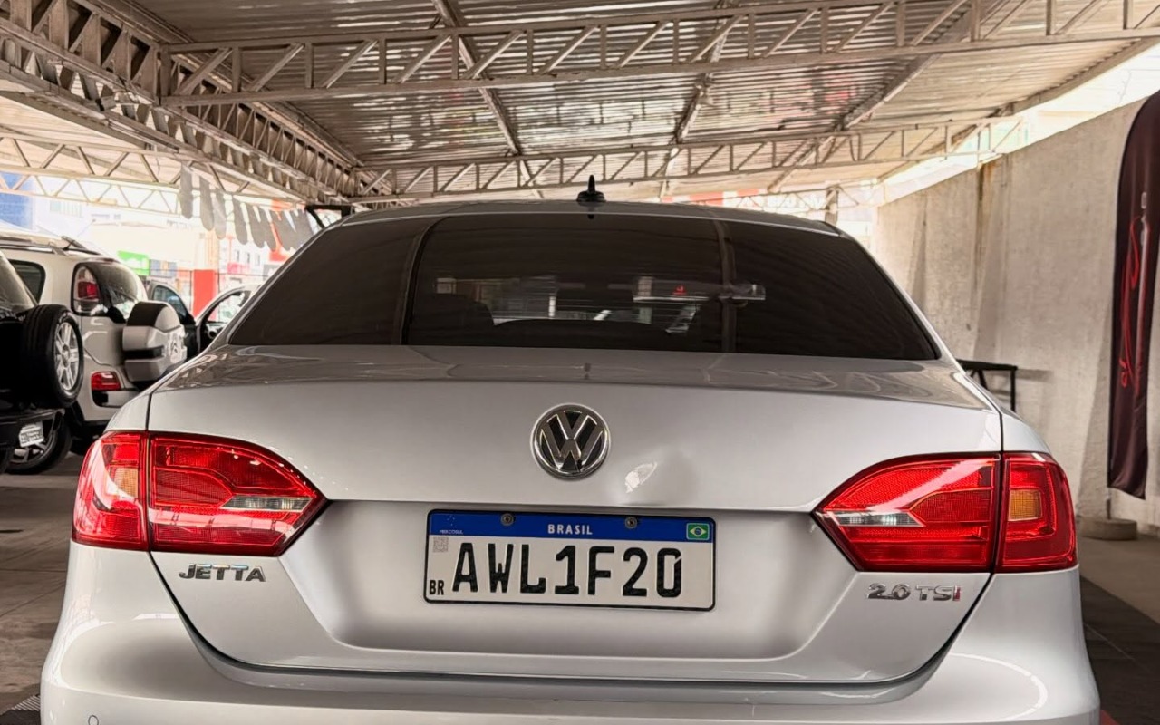 imagem-https://www.socarrao.com.br/sc-vehicle-images-prod/3947567/1789755064562-U2F2ZUNsaXAuQXBwXzc1MTg0MzA1Ml8xNzk0MDcxNjk5NDI3MDgyMF83MTg3Mzg3ODczMTg0OTUyNDUyX24uanBn.jpg