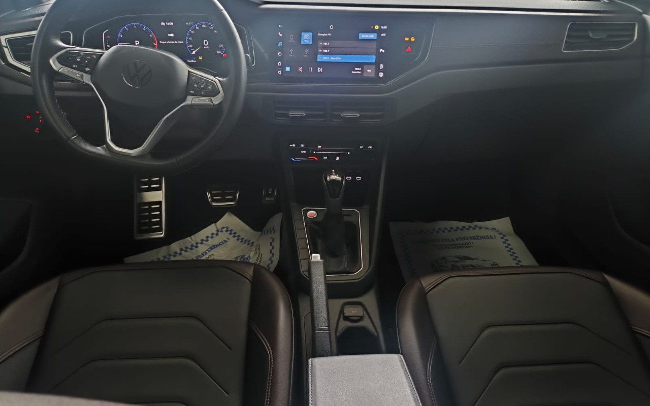 imagem-https://www.socarrao.com.br/sc-vehicle-images-prod/3947639/1789755334205-ODVkMTUxNTMtMDQzYi00YTY2LTg0NDEtMTUyMjdiYTIxODMwLmpwZw.jpg