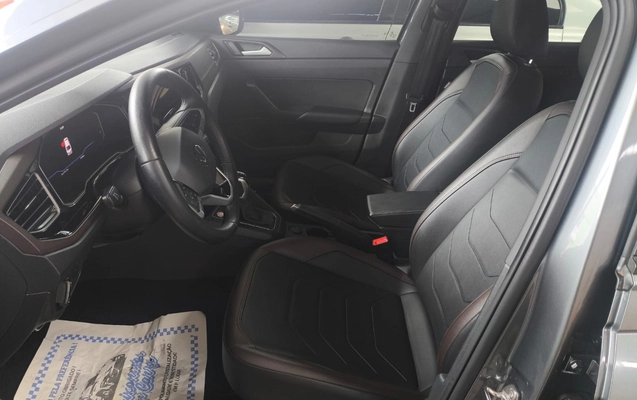 imagem-https://www.socarrao.com.br/sc-vehicle-images-prod/3947639/1789755334917-ZGUyZjNmYjUtZGNjNC00ODQzLThjZTItOThjYTllZjJiNDM0LmpwZw.jpg