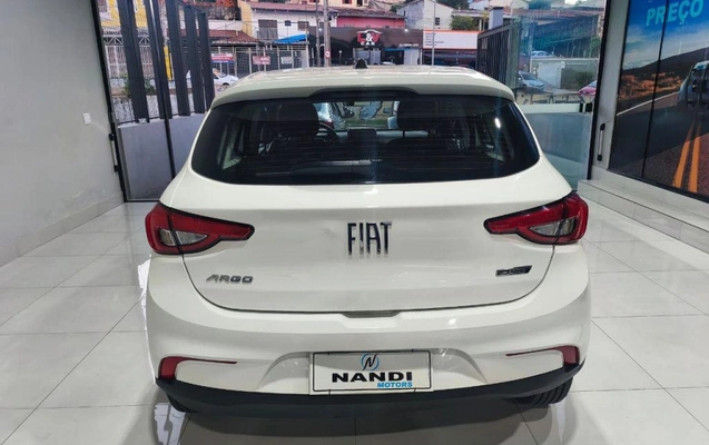 imagem-https://www.socarrao.com.br/sc-vehicle-images-prod/3947652/1789755373553-1230887.jpeg