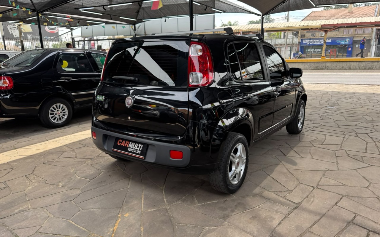 imagem-https://www.socarrao.com.br/sc-vehicle-images-prod/3947654/1789755377353-V2hhdHNBcHAgSW1hZ2UgMjAyNi0wOS0xOCBhdCAxNS4wMi40MiAoMSkuanBlZw.jpeg