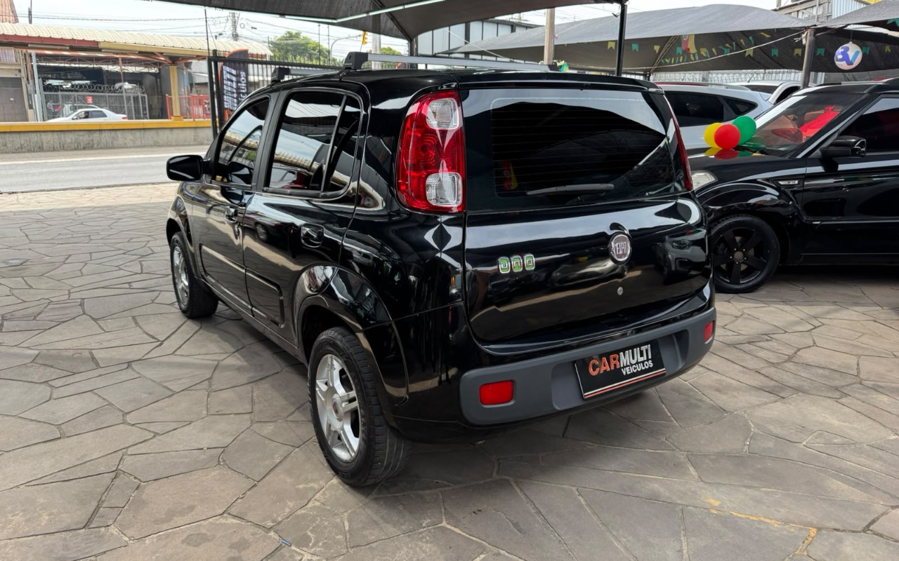 imagem-https://www.socarrao.com.br/sc-vehicle-images-prod/3947654/1789755377426-V2hhdHNBcHAgSW1hZ2UgMjAyNi0wOS0xOCBhdCAxNS4wMi40MSAoMSkuanBlZw.jpeg