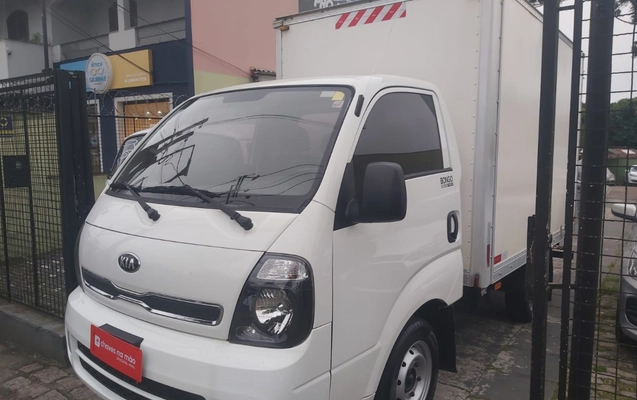imagem-https://www.socarrao.com.br/sc-vehicle-images-prod/3947656/1789755379226-V2hhdHNBcHAgSW1hZ2UgMjAyNi0wOS0xNyBhdCAyMC41NC40OCAoMikuanBlZw.jpeg