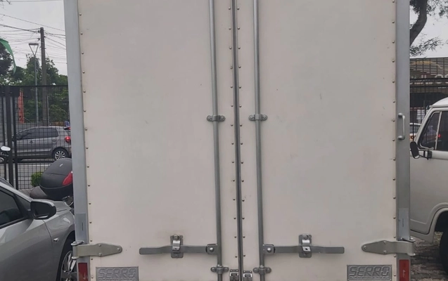imagem-https://www.socarrao.com.br/sc-vehicle-images-prod/3947656/1789755379398-V2hhdHNBcHAgSW1hZ2UgMjAyNi0wOS0xNyBhdCAyMC41NC40OCAoNCkuanBlZw.jpeg