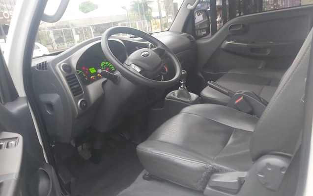 imagem-https://www.socarrao.com.br/sc-vehicle-images-prod/3947656/1789755379974-V2hhdHNBcHAgSW1hZ2UgMjAyNi0wOS0xNyBhdCAyMC41NC40OCAoMTkpLmpwZWc.jpeg