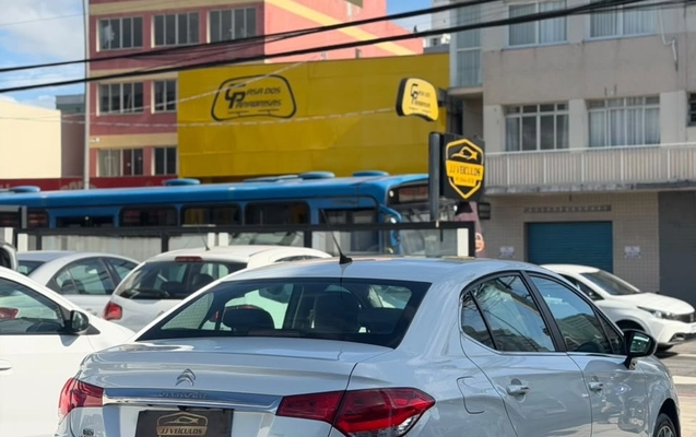 imagem-https://www.socarrao.com.br/sc-vehicle-images-prod/3947803/1789997863031-gb-66d52f9.jpeg