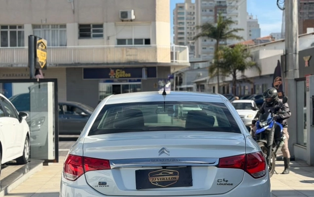 imagem-https://www.socarrao.com.br/sc-vehicle-images-prod/3947803/1789997863033-gb-8ebfe50.jpeg