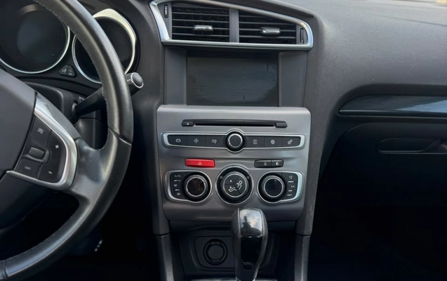imagem-https://www.socarrao.com.br/sc-vehicle-images-prod/3947803/1789997863038-gb-08b3fec.jpeg