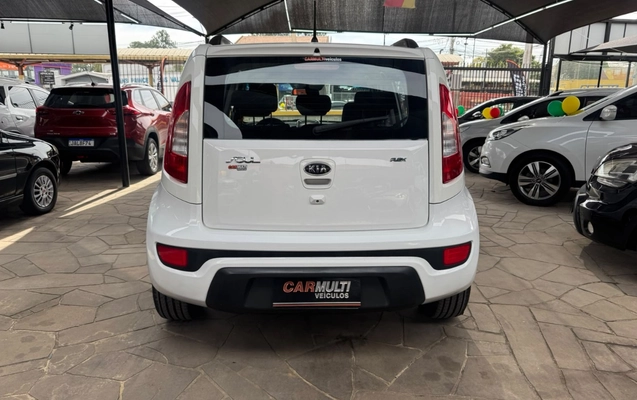 imagem-https://www.socarrao.com.br/sc-vehicle-images-prod/3948130/1789756218137-V2hhdHNBcHAgSW1hZ2UgMjAyNi0wOS0xOCBhdCAxNS4xOC4zOSAoNCkuanBlZw.jpeg