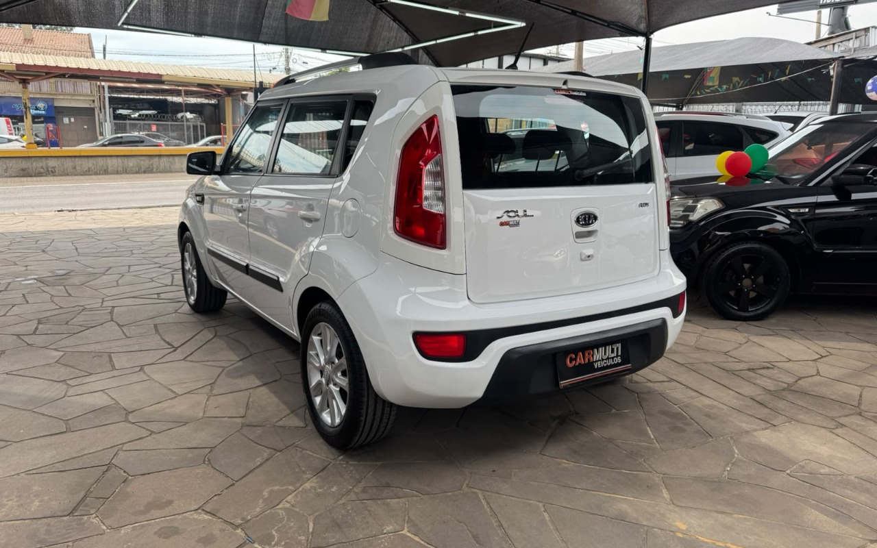 imagem-https://www.socarrao.com.br/sc-vehicle-images-prod/3948130/1789756218198-V2hhdHNBcHAgSW1hZ2UgMjAyNi0wOS0xOCBhdCAxNS4xOC4zOS5qcGVn.jpeg