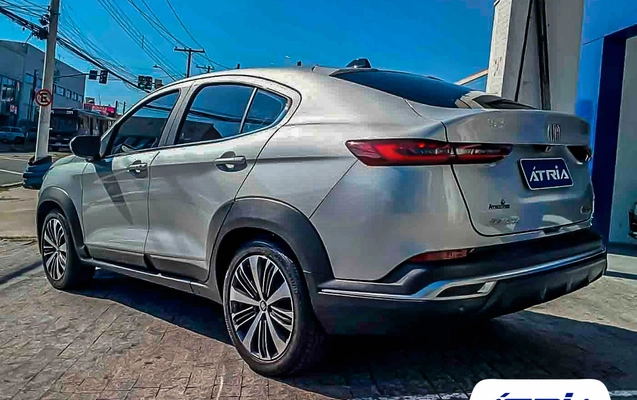 imagem-https://www.socarrao.com.br/sc-vehicle-images-prod/3948281/1789824730278-5d7b5b66-4820-4148-8073-ede35a364de5.jpg
