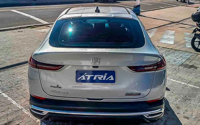 imagem-https://www.socarrao.com.br/sc-vehicle-images-prod/3948281/1789824730280-0d2a5024-38f8-4bf4-a6d6-27c6fec58a99.jpg
