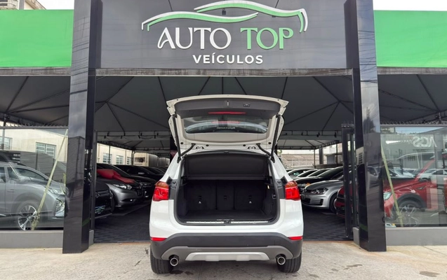 imagem-https://www.socarrao.com.br/sc-vehicle-images-prod/3948406/1789757332292-gb-634eec4.jpg