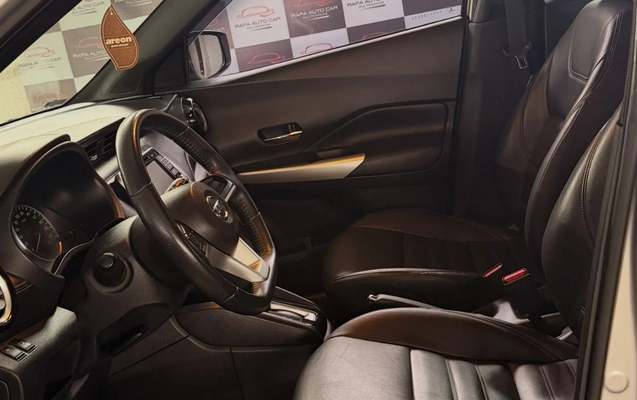 imagem-https://www.socarrao.com.br/sc-vehicle-images-prod/3948572/1789756958184-U2F2ZUNsaXAuQXBwXzc5MTg3MzA1M18xNzk0NzUwMzY5NjI3MDgyMF8yNTA0MjQ5MzA1OTAwMTYwMDhfbi5qcGc.jpg