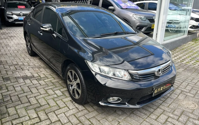 imagem-https://www.socarrao.com.br/sc-vehicle-images-prod/3948599/1789757308385-vehicle_image_1789757273_93cf1f92e8cc54efe00157cd23b5123d.jpeg