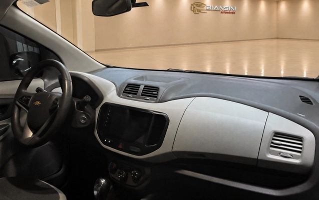 imagem-https://www.socarrao.com.br/sc-vehicle-images-prod/3948609/1789757144875-L9vEFV0TcDwbqmQsEpVMqezHfiRlKld4.jpg