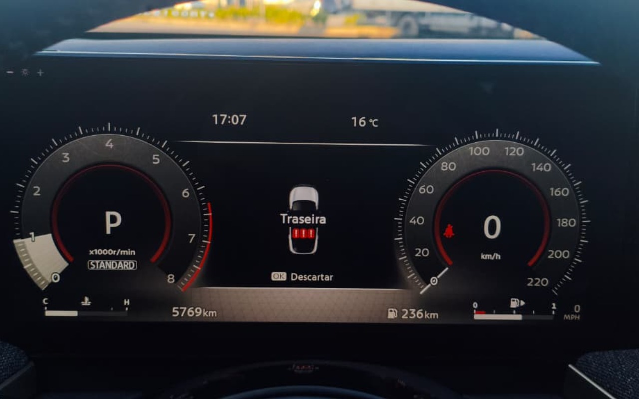 imagem-https://www.socarrao.com.br/sc-vehicle-images-prod/3948707/1789757314838-aW4gMDMuanBlZw.jpeg
