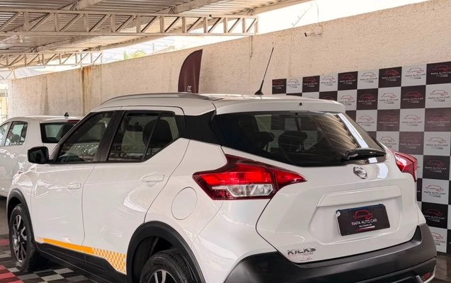 imagem-https://www.socarrao.com.br/sc-vehicle-images-prod/3948713/1789757329975-V2hhdHNBcHAgSW1hZ2UgMjAyNi0wOC0xOCBhdCAxNi41OC40NCAoMSkuanBlZw.jpeg